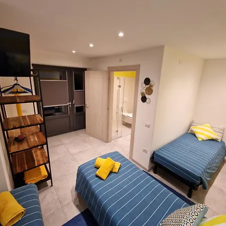 Casa Rosso Blu Zia Vivina 3*