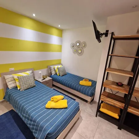 Casa Rosso Blu Zia Vivina 3*