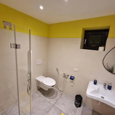 Casa Rosso Blu Zia Vivina Frühstückspension Sorico